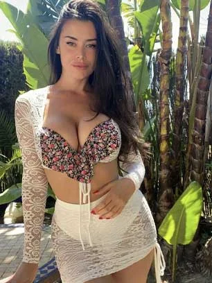 Female Escorts in hauz-khas-enclave